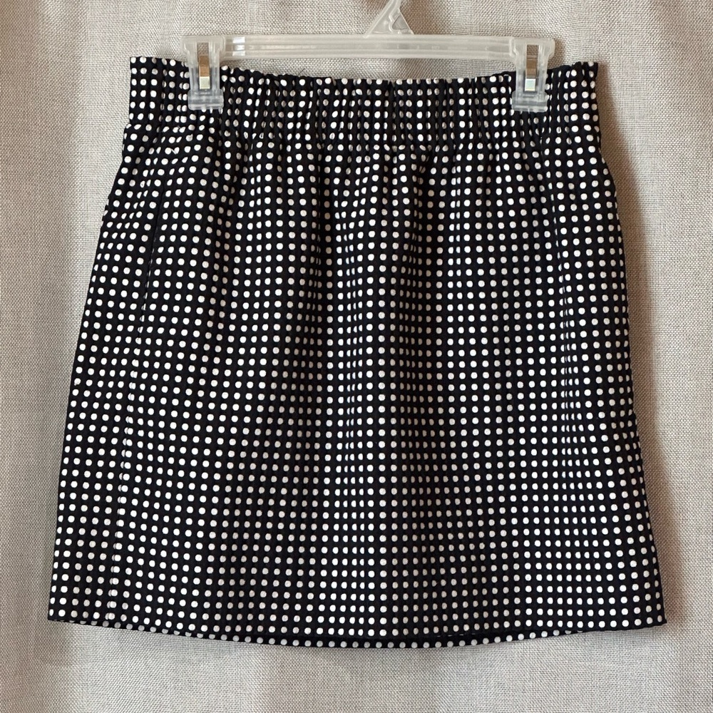 J. Crew•stretch waist a-line skirt•women’s 8•cotton blend•black & white polkadot